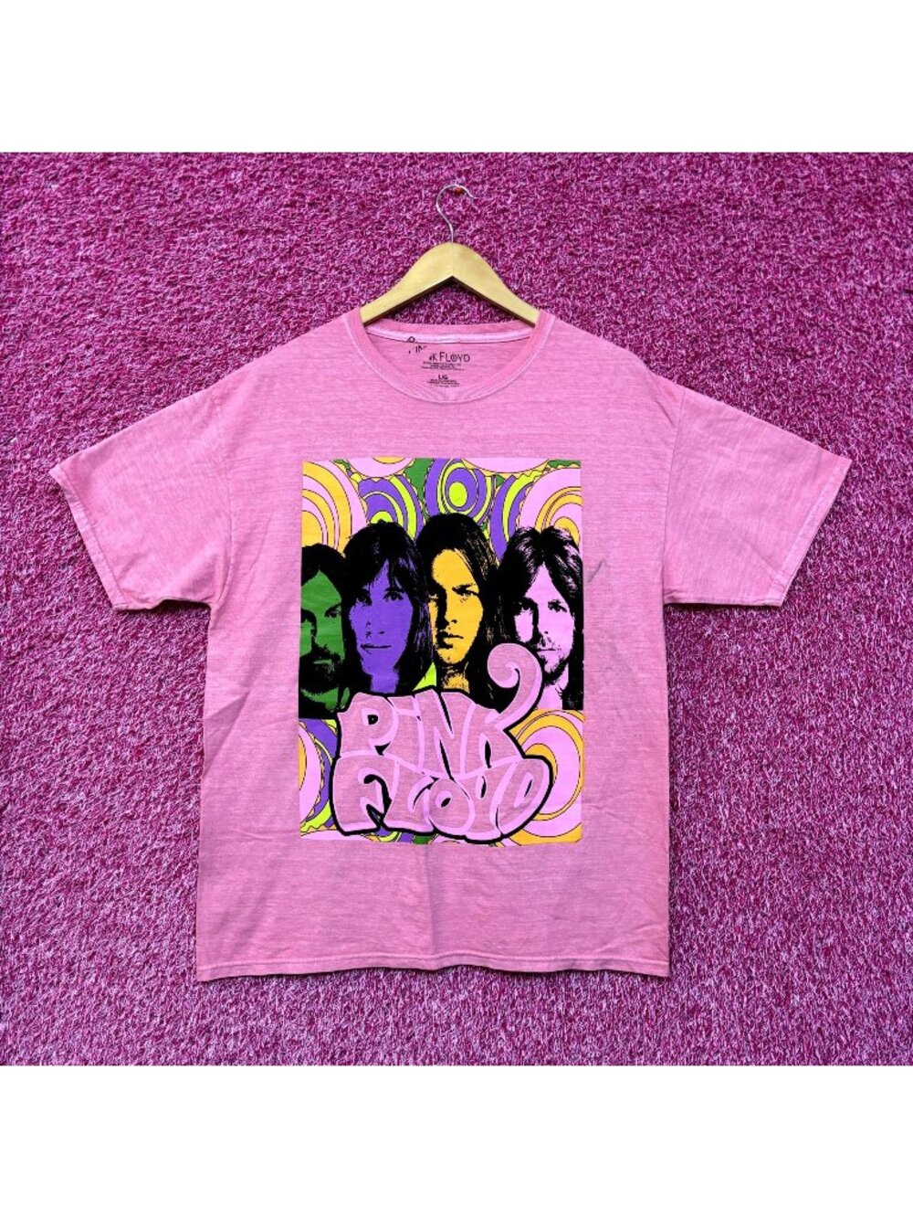 Pink Floyd the Piper at the Gates of Dawn Rock Tee L